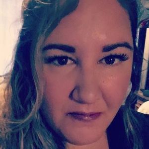 Meet your Posher, Thea